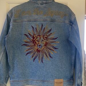 NWOT Abercrombie Kids Jean Jacket with Gold and Burgandy Lion - I AM THE LEGACY